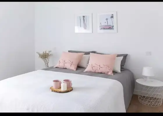 Alquiler de habitaciones en apartamento de 9 habitaciones en El Molinillo - Capuchinos en Málaga