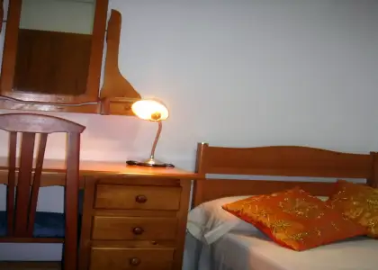 Alquiler de habitaciones en piso de 5 habitaciones en Salamanca - Mujeres en Salamanca
