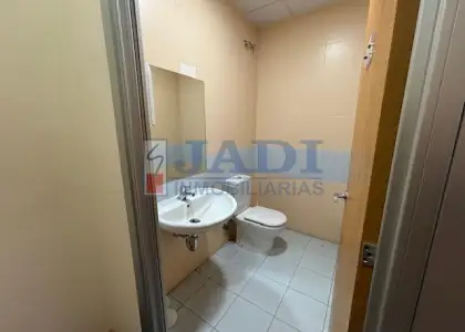 alquiler de local en Valdepeñas, AVDA ESTUDIANTES en Valdepeñas