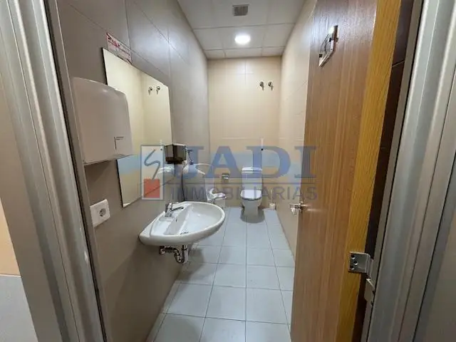 alquiler de local en Valdepeñas, AVDA ESTUDIANTES en Valdepeñas