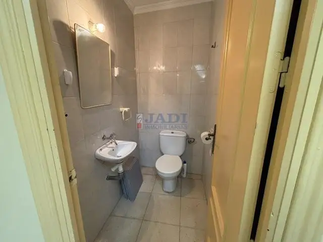 alquiler de local en Valdepeñas, CENTRO en Valdepeñas