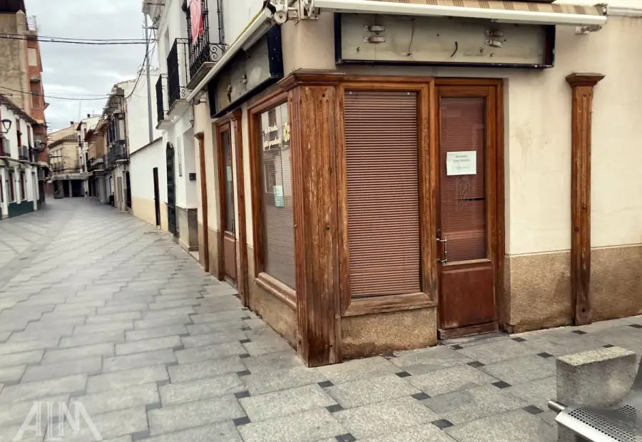 Alquiler Local Comercial Empedrada, Manzanares en Manzanares