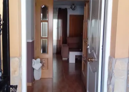 Ámplia casa para entrar a vivir en Puertollano