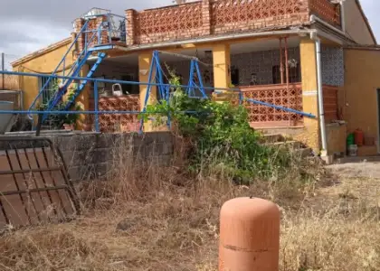 Campo al lado del pueblo en Cabezarrubias del Puerto