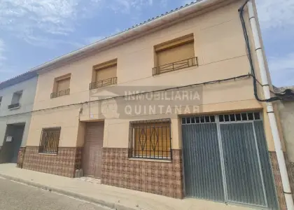 Casa 5 habitaciones, Duplex En buen estado La Puebla de Almoradiel en La Puebla de Almoradiel