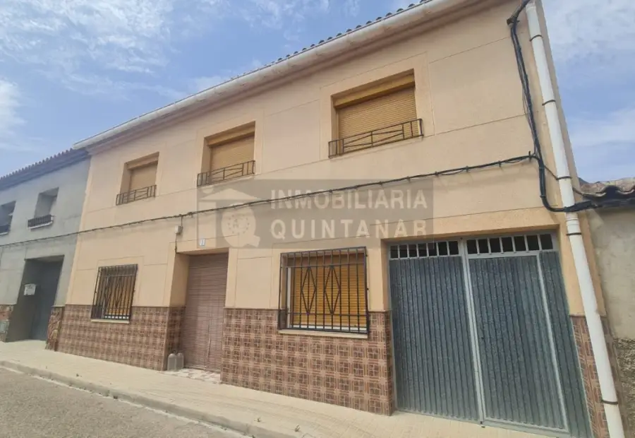 Casa 5 habitaciones, Duplex En buen estado La Puebla de Almoradiel en La Puebla de Almoradiel