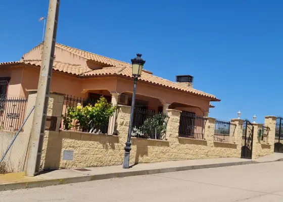 Casa 6 habitaciones, Duplex En buen estado Villaescusa de Haro