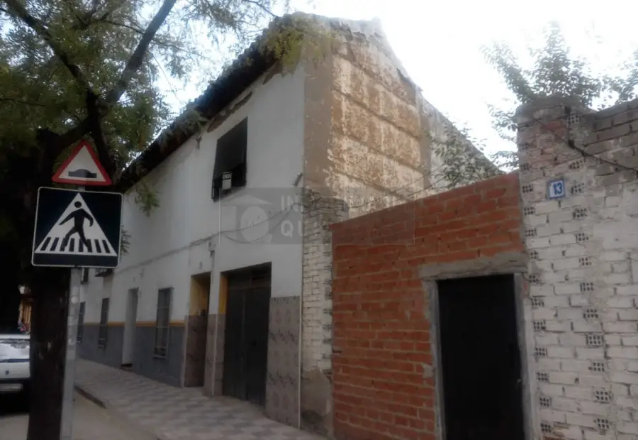 Casa A demoler o reconstruir La Villa de Don Fadrique en La Villa de Don Fadrique