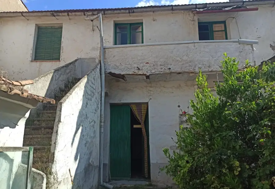 Casa antigua con gran potencial en Puertollano