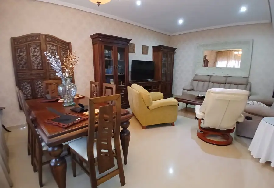Casa/Chalet adosado En Venta Calle Concordia, Tomelloso en Tomelloso