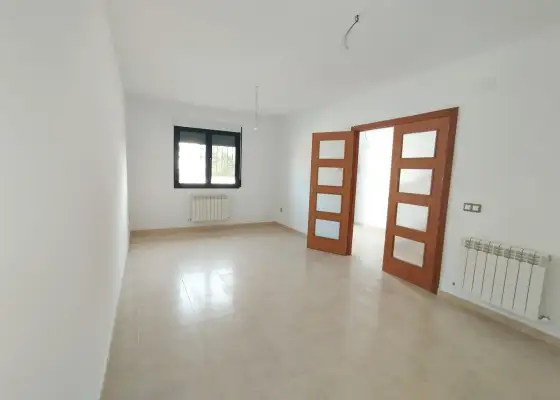 Casa/Chalet adosado En Venta Calle Victoria, Tomelloso