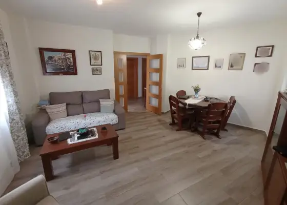 Casa/Chalet adosado En Venta Urbanización Oriente Calle Oásis, Tomelloso