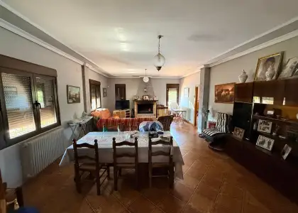 Casa/Chalet independiente En Venta Camino Vial, Argamasilla de Alba en Argamasilla de Alba