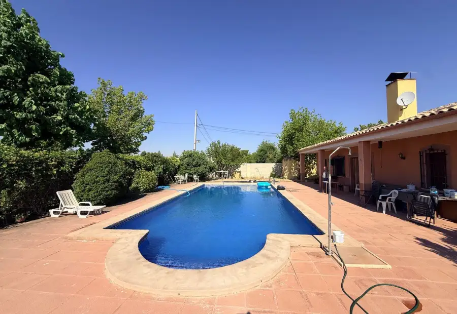 Casa/Chalet independiente En Venta Camino Vial, Argamasilla de Alba en Argamasilla de Alba