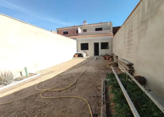 Casa/Chalet pareado En Venta Calle Cirilo Villena, Tomelloso
