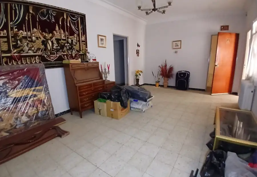 Casa/Chalet pareado En Venta Calle García Pavón, Tomelloso en Tomelloso