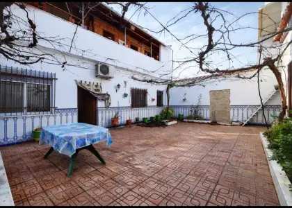 Casa con cochera zona Prolongacion Desengaño en Argamasilla de Calatrava
