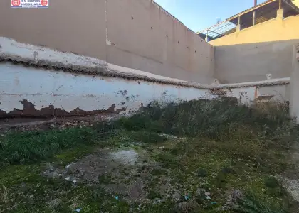 Casa de planta baja para amplia reforma o como solar. Ideal para patio de recreo en Alcázar de San Juan