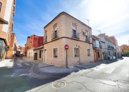 Casa en Alquiler Calle Aprisco en Puertollano