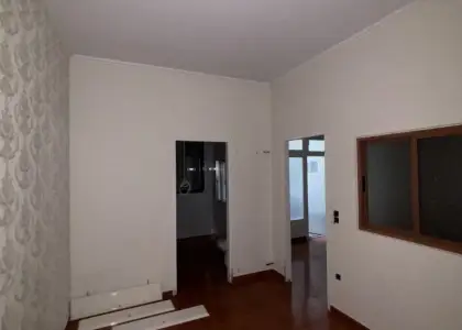 Casa en venta en Alcázar De San Juan, de 161 m2 con 2 dormitorios, 2 baños y 2 plazas de garaje por 170.000 €, Ref. 0250 en Alcázar de San Juan