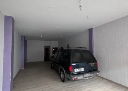 Casa en venta en Alcázar De San Juan, de 161 m2 con 2 dormitorios, 2 baños y 2 plazas de garaje por 170.000 €, Ref. 0250 en Alcázar de San Juan
