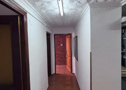 Casa en venta en Alcázar De San Juan, de 270 m2 con 2 dormitorios y baño por 145.000 €, Ref. 0299 en Alcázar de San Juan