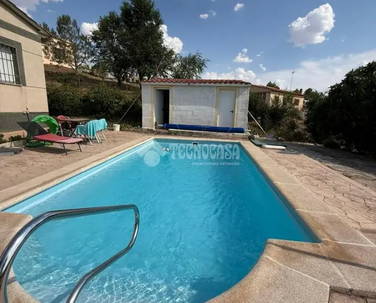Casa en venta en Barajas De Melo - Barajas De Melo, 209.900 €, 147 m2, ref. 664502 en Barajas de Melo