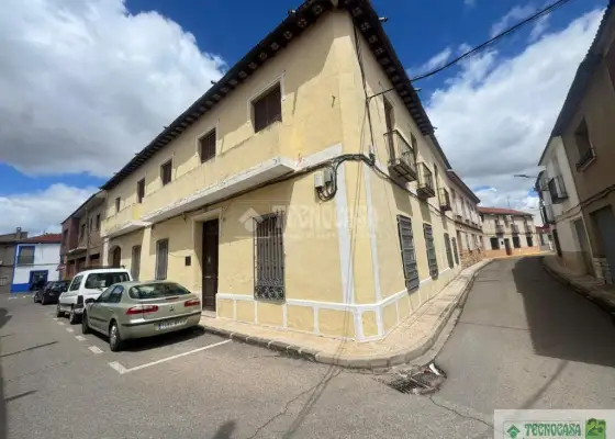 Casa en venta en Carrión De Calatrava - Carrión De Calatrava, 79.900 €, 521 m2, ref. 658147