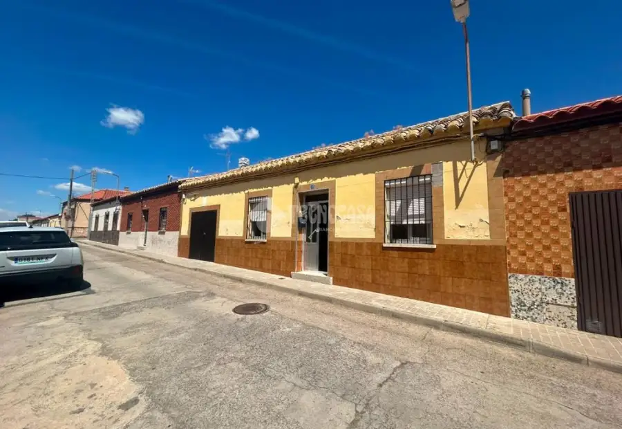 Casa en venta en Puertollano - Puertollano, 62.900 €, 104 m2, ref. 664646 en Puertollano