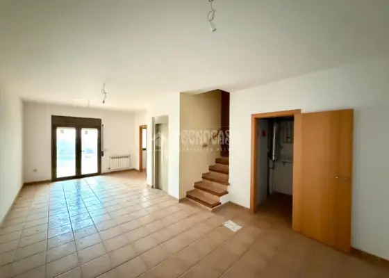 Casa en venta en Sigüenza - Sigüenza, 320.000 €, 300 m2, ref. 643258