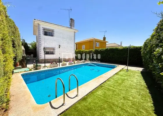 Casa en venta en Trijueque, Guadalajara