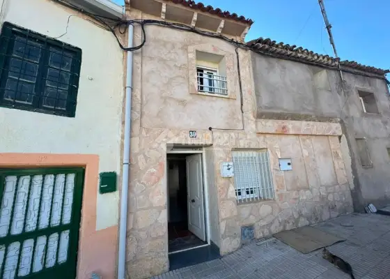 Casa en venta en Villarrubio - Villarrubio, 82.900 €, 211 m2, ref. 667466