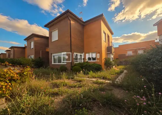 Chalet en venta en Camarena, Toledo