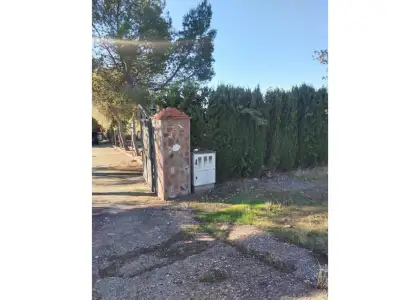 Chalet rústico en venta en Villarrubia de los Ojos en Villarrubia de los Ojos