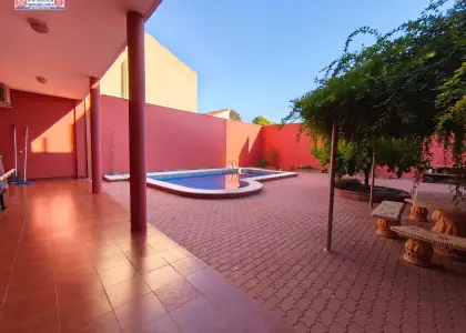 Espectacular Propiedad Familiar con Local Comercial en Alcázar de San Juan en Alcázar de San Juan
