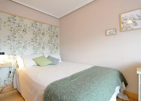 Habitación en alquiler en un apartamento de 3 dormitorios en Txurdinaga en Bilbao