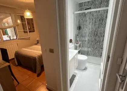 Habitación en piso compartido de 2 dormitorios en Piélagos, con todos los gastos incluidos. en Santander