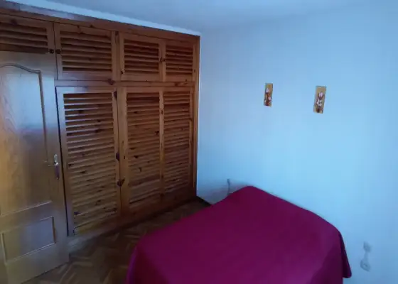 Habitación en piso compartido de 2 habitaciones en Bargas, gastos incluidos, solo mujeres, profesionales. en Toledo