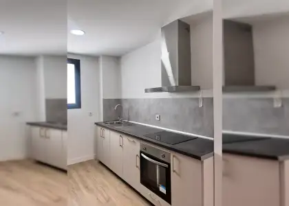 Habitación en piso compartido de 3 habitaciones en alquiler en La Bresca en Málaga