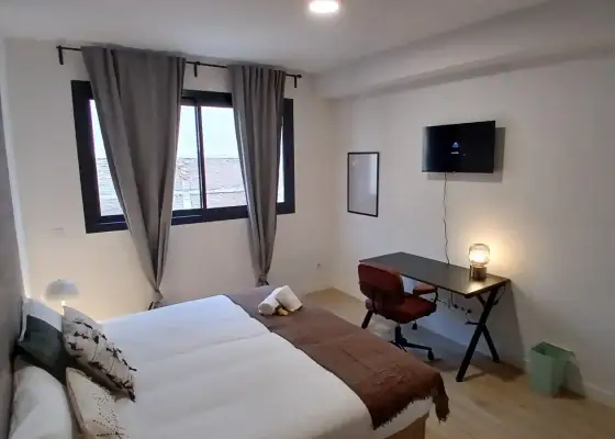 Habitación en piso compartido de 3 habitaciones en alquiler en La Bresca en Málaga