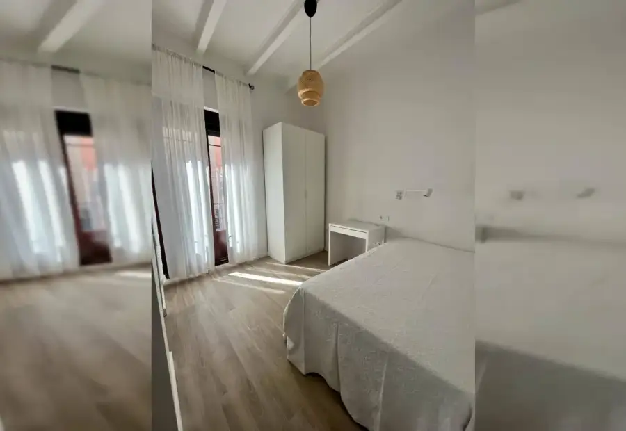 Habitación en piso compartido de 3 habitaciones en alquiler en Santa Rita, Almería. en Almería