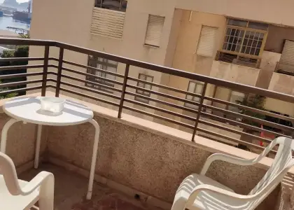 Habitación en piso compartido de 5 habitaciones en alquiler en Nicolás Salmerón, ideal para profesionales y estudiantes. en Almería