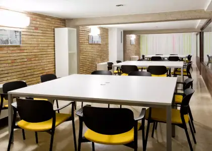 Habitación en piso compartido en alquiler en Ensanche-Zabalgunea, Pamplona, perfecta para estudiantes. en Pamplona