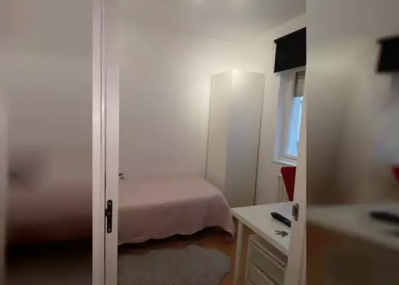 Habitación en piso compartido en Oviedo