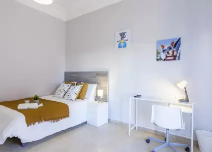 Habitación en un piso compartido de 7 dormitorios en alquiler en Arrancapins, Valencia en Valencia