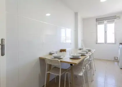 Habitación en un piso compartido de 7 dormitorios en alquiler en Arrancapins, Valencia en Valencia