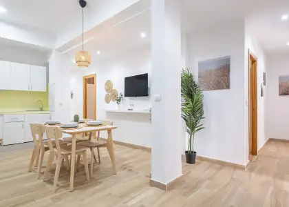 Habitación en un piso compartido de 7 habitaciones en Alicante, todos los gastos incluidos. en Alicante (Alacant)