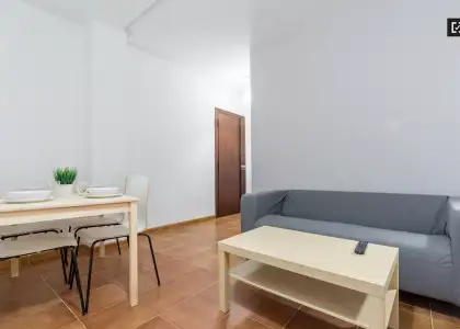 Habitación interior en apartamento de 7 dormitorios, Ciutat Vella en Valencia