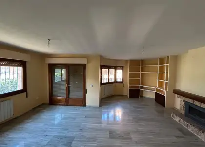Impresionante chalet. Amplio, elegante, con jardín y gran garaje. en Puertollano