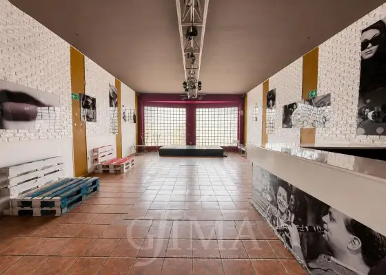 Local comercial en alquiler en pleno centro de Tomelloso